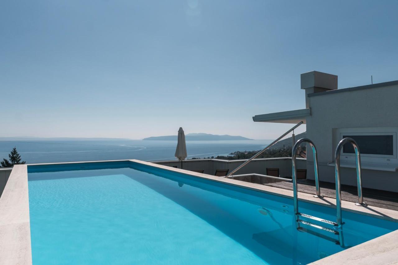 Apartment Mara Opatija With Rooftop Swimming Pool Ičići المظهر الخارجي الصورة