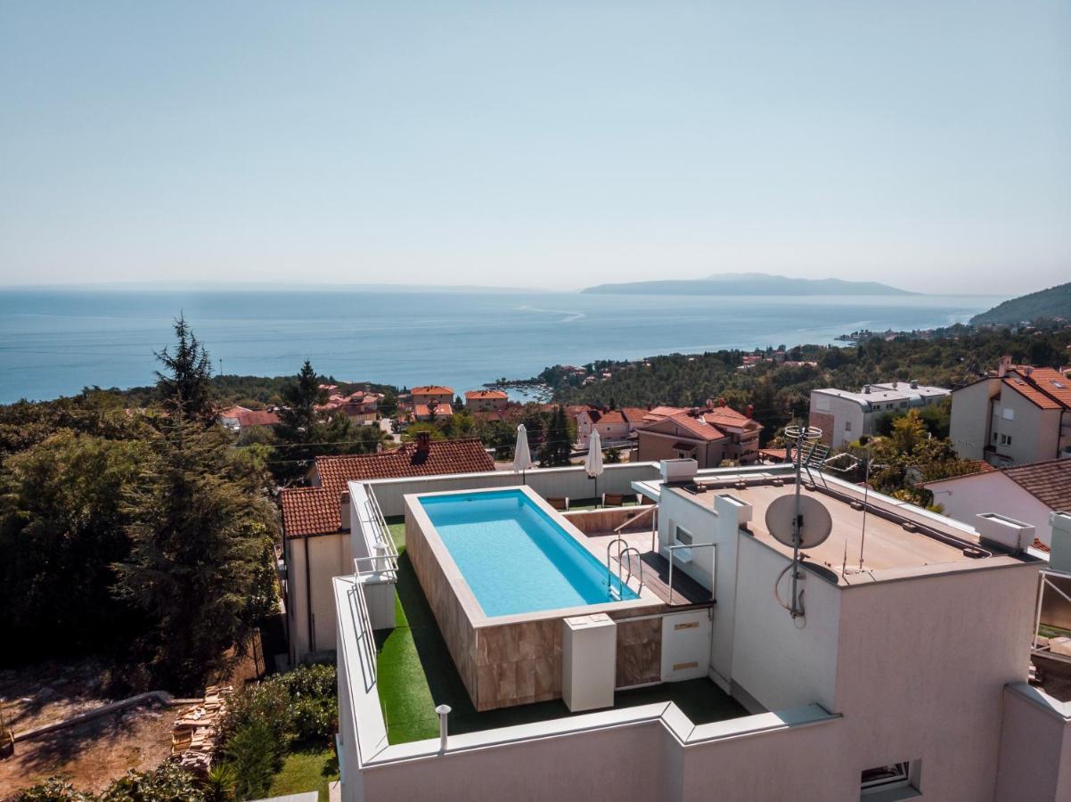 Apartment Mara Opatija With Rooftop Swimming Pool Ičići المظهر الخارجي الصورة