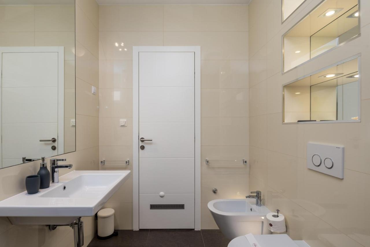 Apartment Mara Opatija With Rooftop Swimming Pool Ičići المظهر الخارجي الصورة